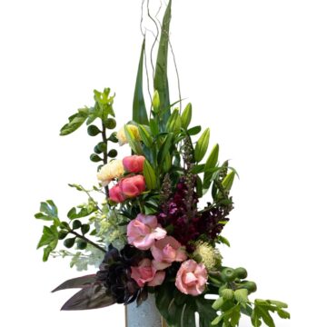 One Tree Hill – Signature Ceramic Arrangement
