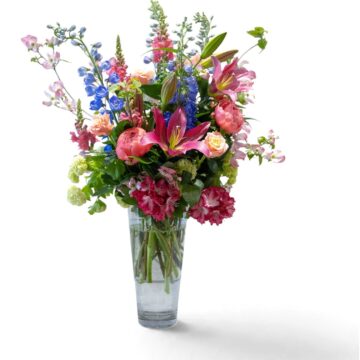 Mount Dandenong – Signature Vase Bouquet